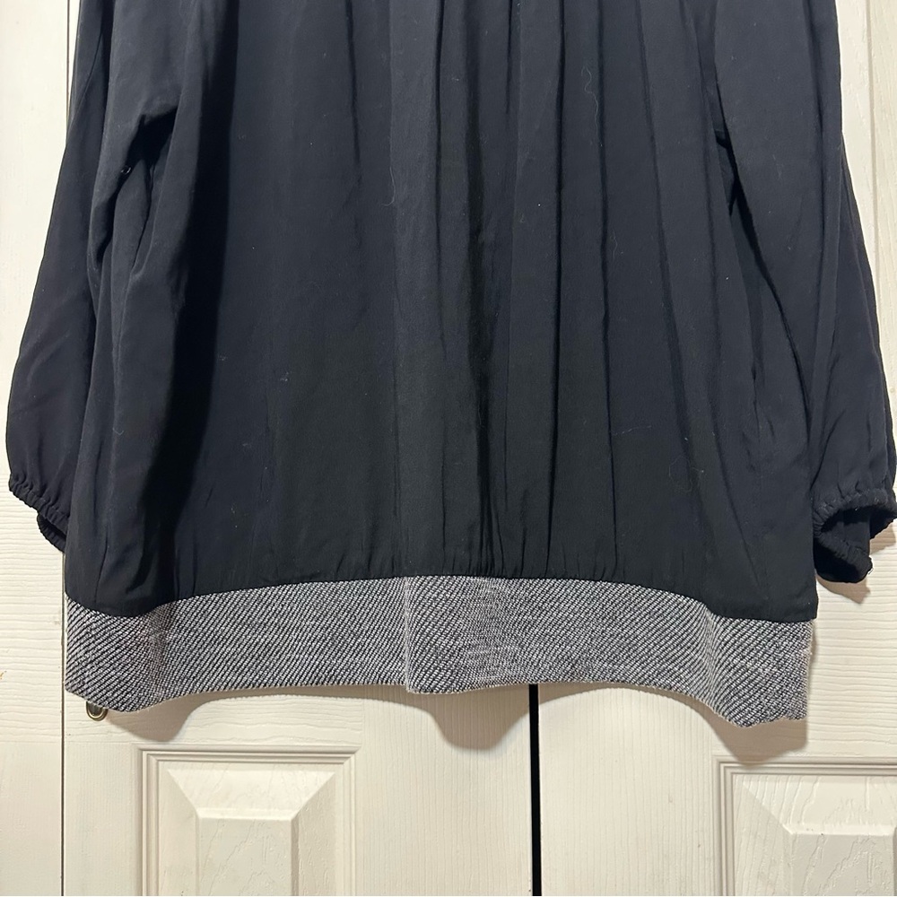Dana Buchman Women’s Size L Knit Lined Black Pleated Crewneck Blouse Back Zipper - Picture 7 of 8